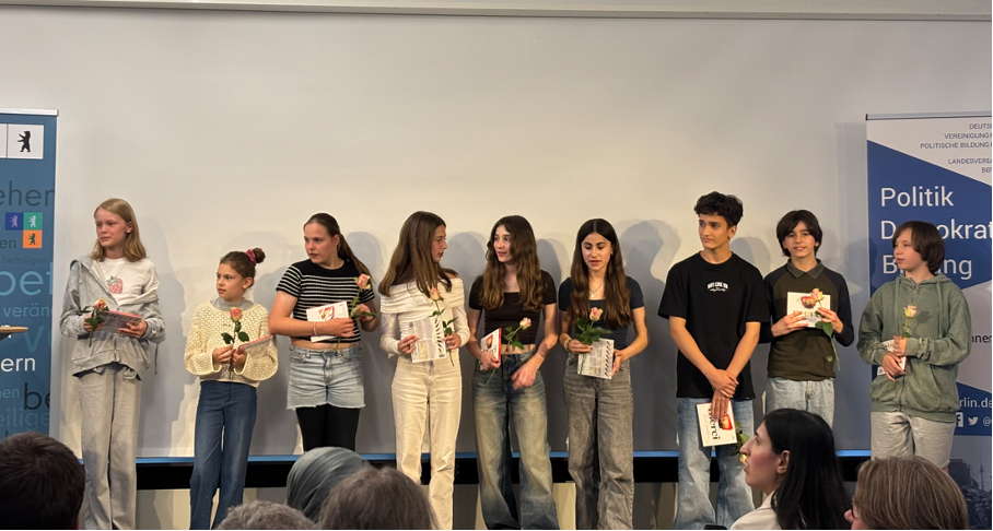 Schüler*innen der 6a der Grundschule am Barbarossaplatz